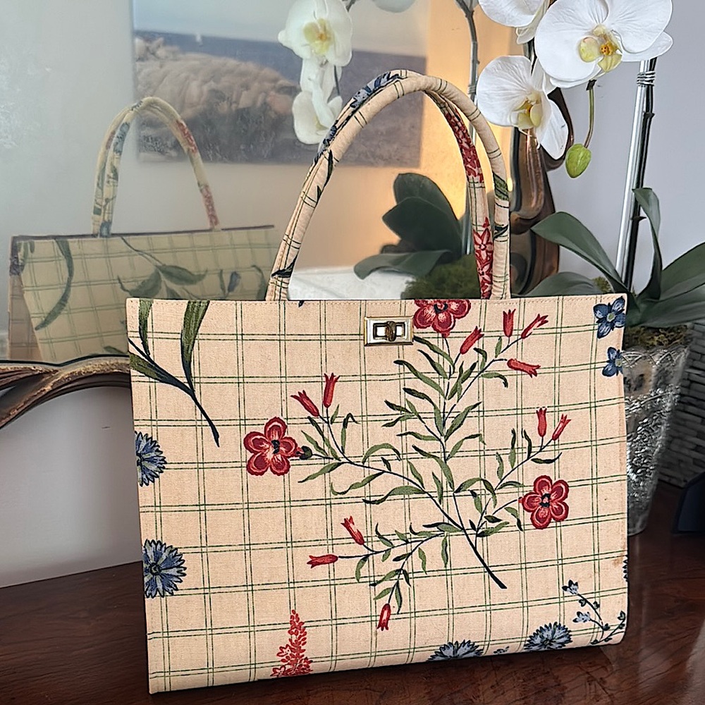 Cream and Red Floral Tote Bag with Vintage Charm…Vintage Margaret Smith bag!